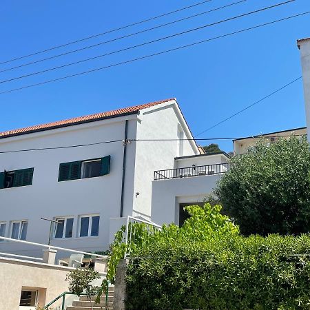 שיבניק Apartment Simaris - Spacious With Terrace And Sea View מראה חיצוני תמונה