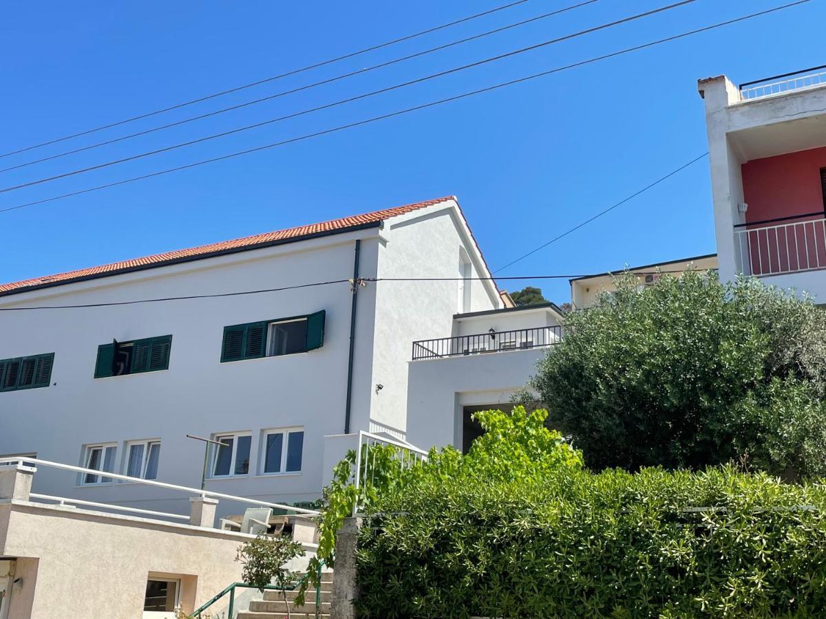 שיבניק Apartment Simaris - Spacious With Terrace And Sea View מראה חיצוני תמונה